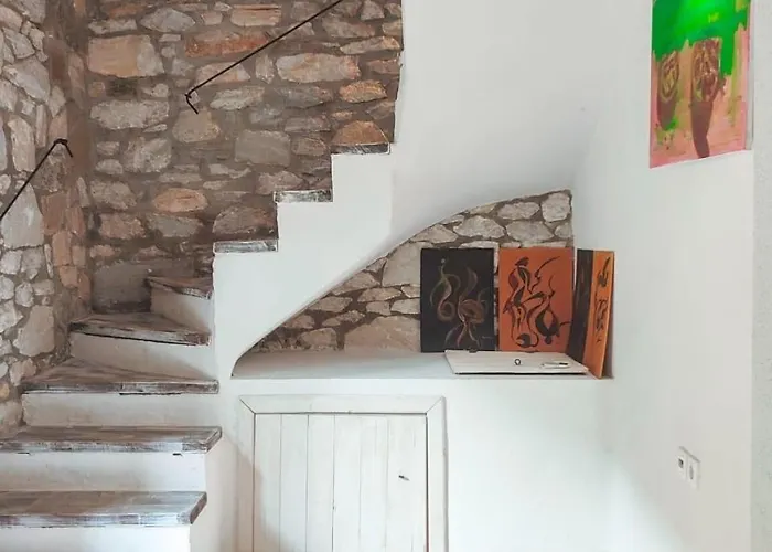 Petradi House Сasa de vacaciones Alikí